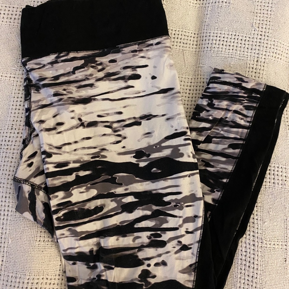 New York & Co leggings